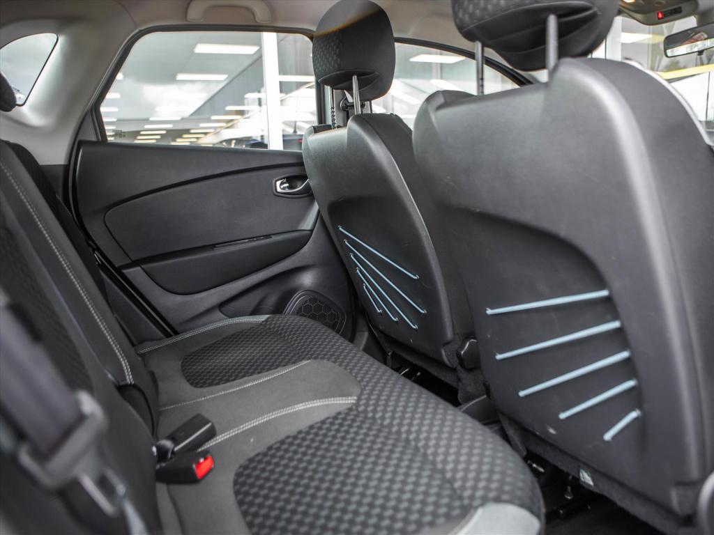 Renault Captur energy tce 90pk intens | navigatie | camera | trekhaak | cru