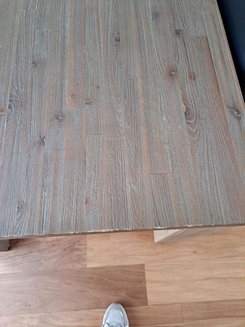 Dressoir en eettafel