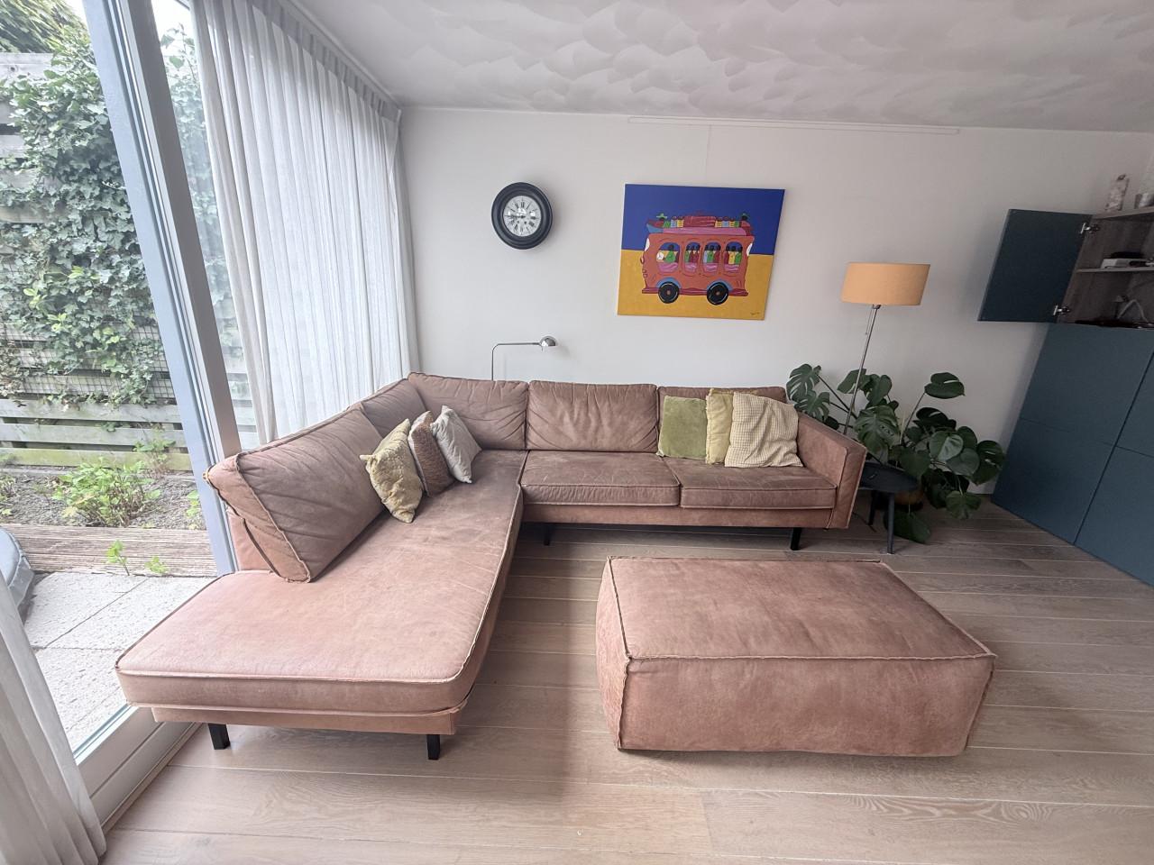 Hippe hoekbank+ hokker