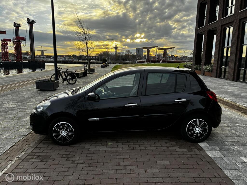 Renault Clio 1.2 Authentique Airco km140.558 Nap 5Deurs BJ2012