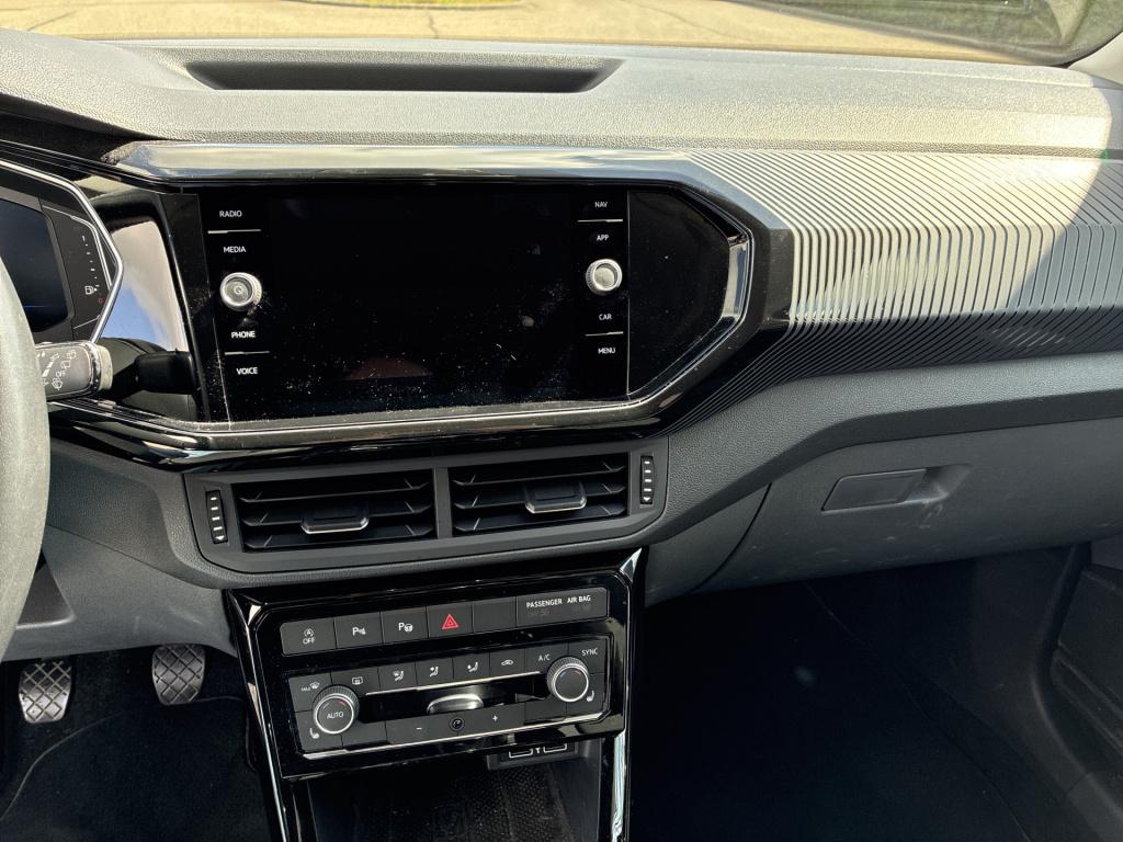 Volkswagen T-cross 1.0 tsi r-line | virtual cockpit | navigatie | stoelverw