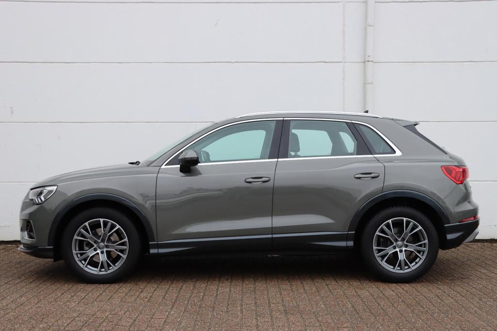 Audi Q3 35 tfsi pro line business
