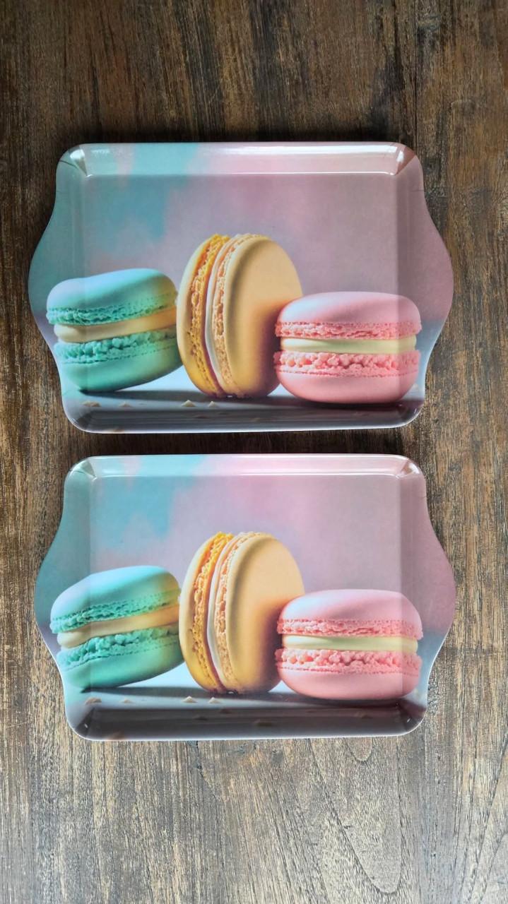 🥰 2 Zo goed als nieuwe Mini-dienbladen.