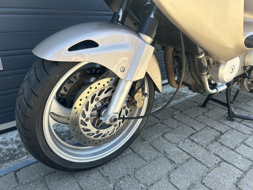 Inruilkoopje! Honda NT650V Deauville, betrouwbare en zuinige toermotor 1250