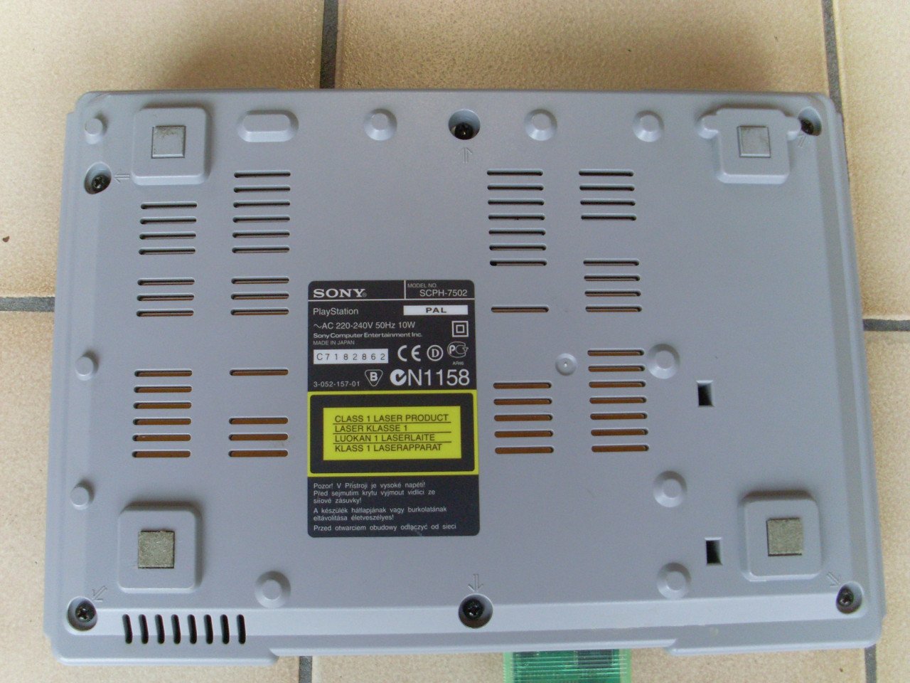 Sony playstation SCPH-7502