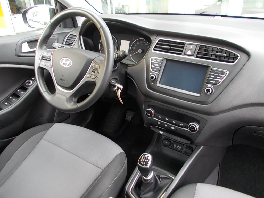 Hyundai I 20 1.0 t-gdi 101pk, airco, cam., navi, cr.contr.