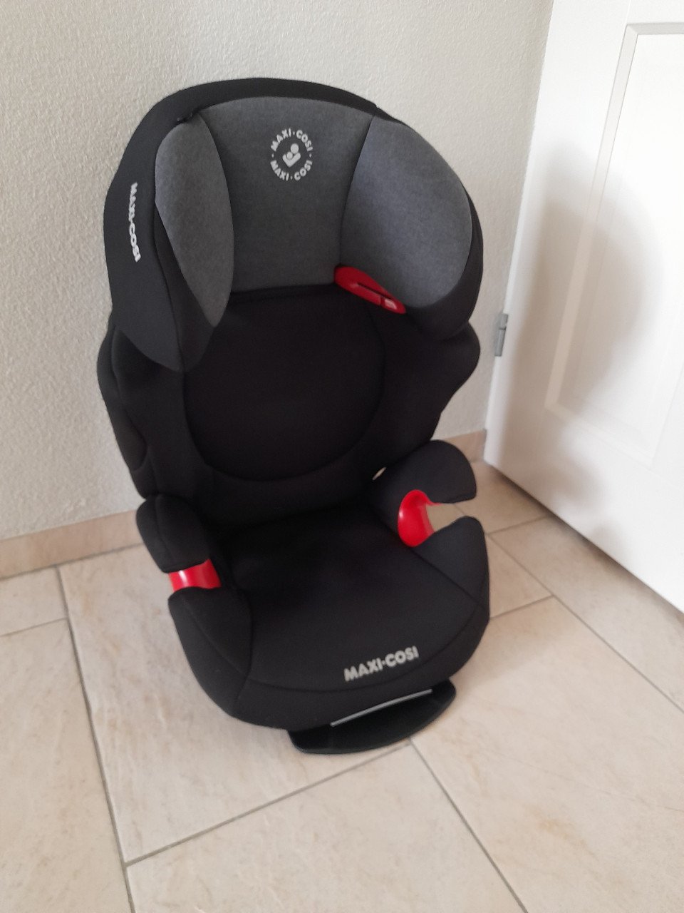 Maci - cosi rodi autostoel 15 / 36 kg (in goede nette staat )