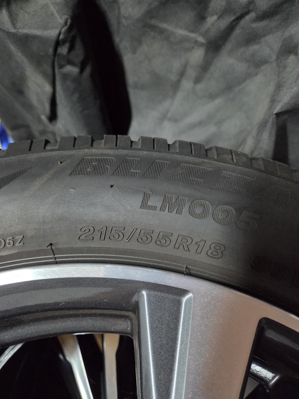 Velgen met banden voor Nissan Qashqai 215/55R18