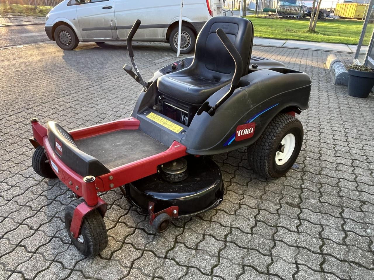 Toro zero turn zitmaaier