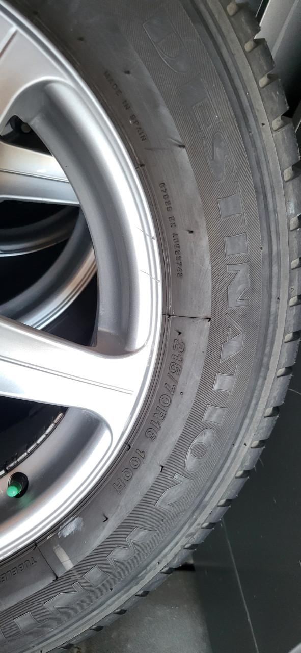 4 stuks velgen+Banden