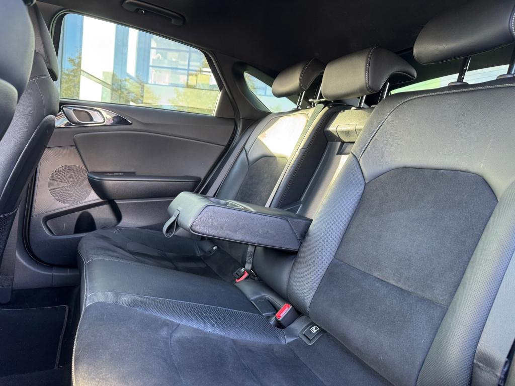 Kia Proceed 1.4 t-gdi gt-plusline * panoramadak * camera * stoel + stuurver