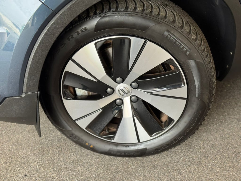 Volvo XC40 1.5 t4 recharge inscription expression