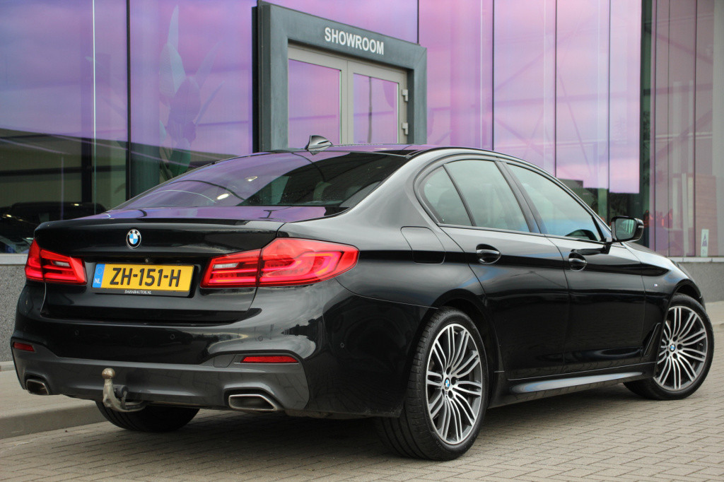BMW 5 Serie 520i high executive m-sport | orig. nl | dealeronderhouden