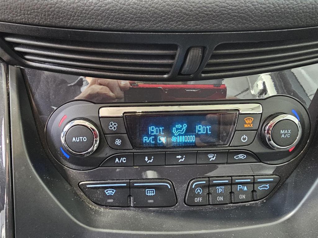 Ford Kuga 1.5 titanium