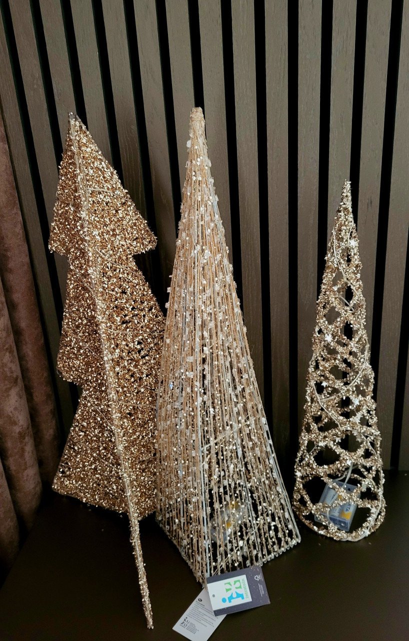 3 stuks Kerstpiramide met led-piramide