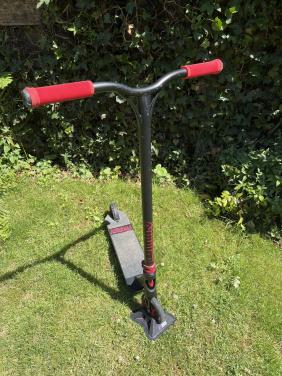 Fuzion Stuntstep – Sterk Freestyle Model – Goede Staat