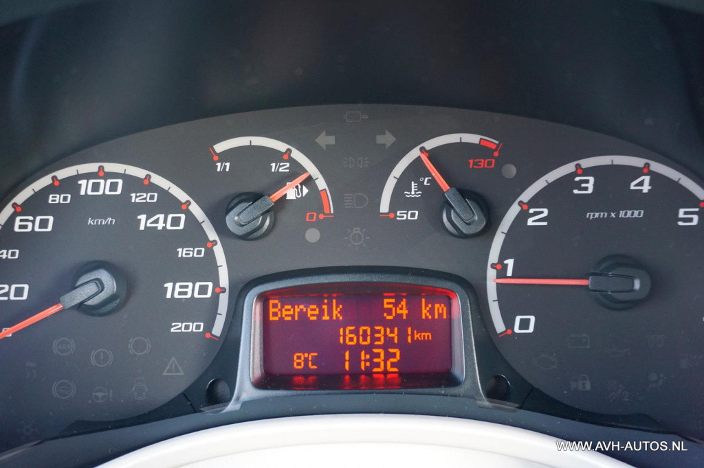 Ford KA 1.2 titanium