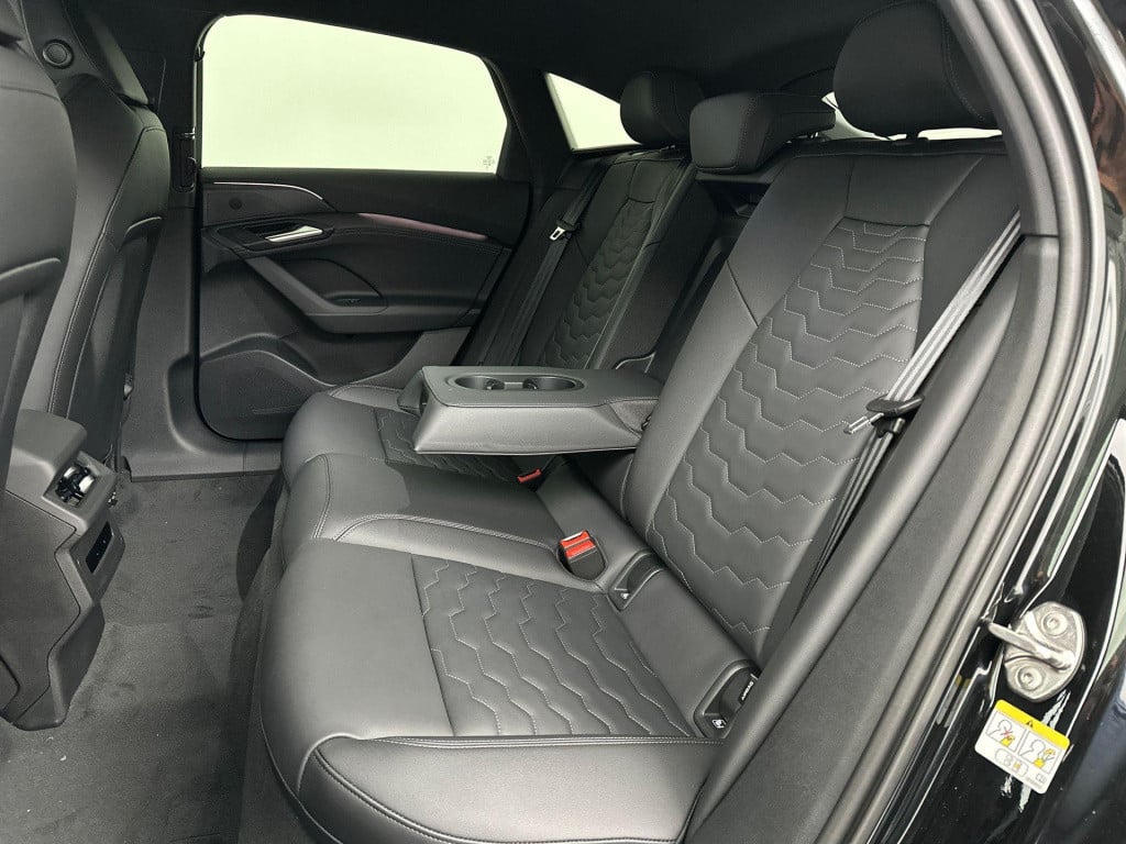 Audi A6 Sportback E-tron s edition e-tron 83 kwh 210 kw / 286 pk sportback