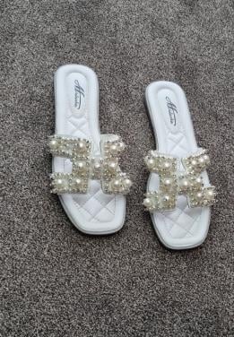 Nieuwe dames slipper maat 41