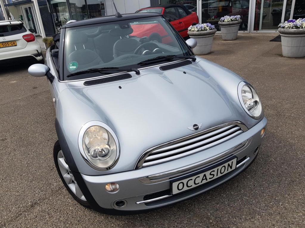Mini Cooper Cabrio mini 1.6 chili leer.