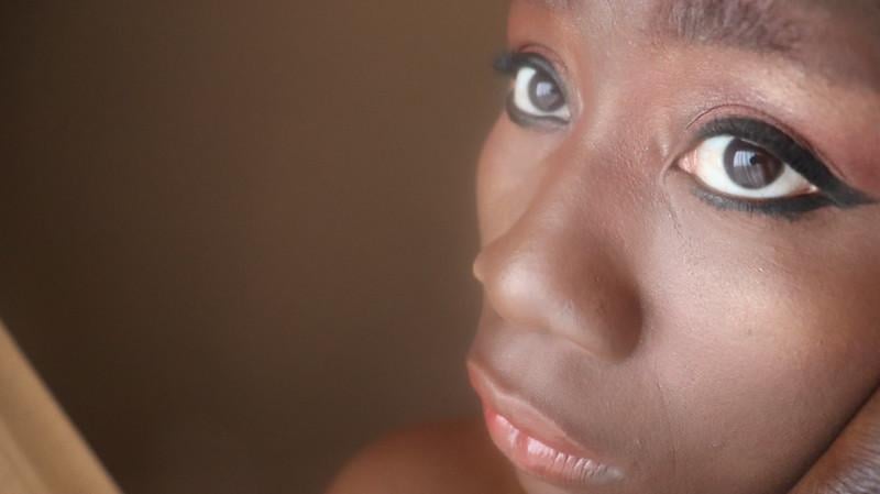 Foto Model Aangeboden