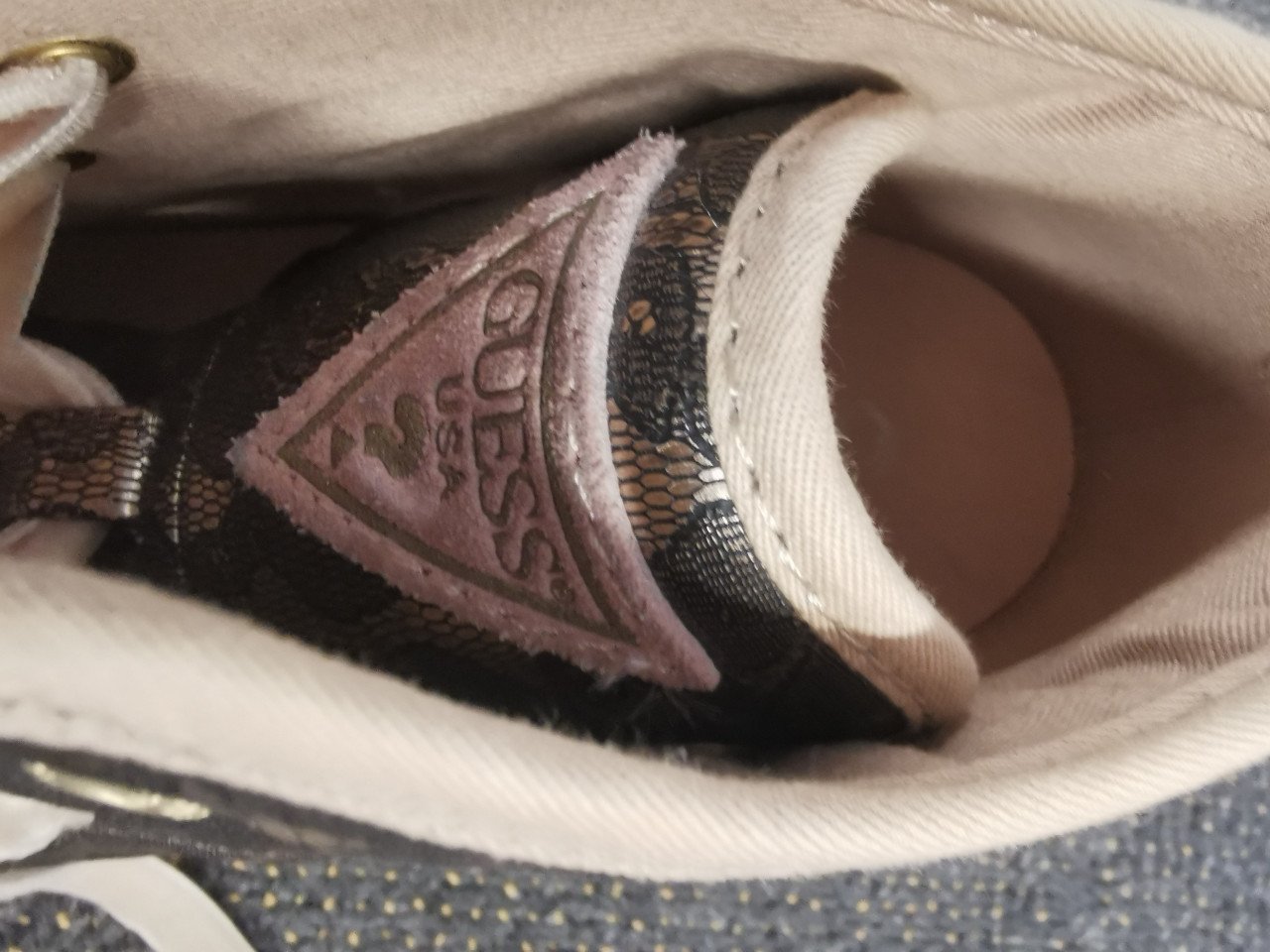 Nieuwe Guess schoenen (40)