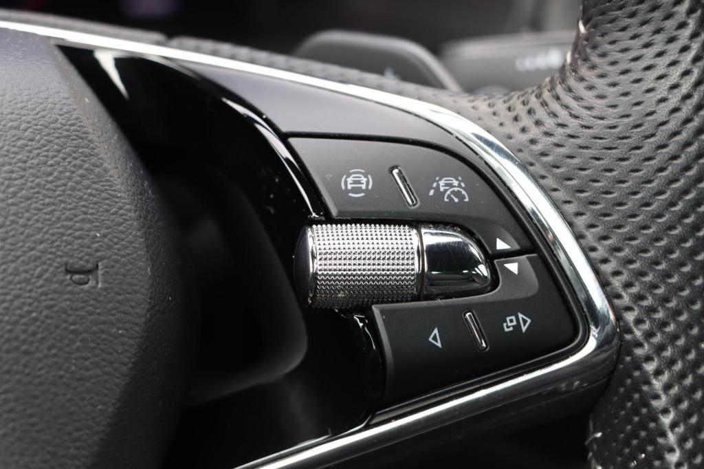 Skoda Kodiaq 1.5 tsi sportline business | memory seats | stoelverwarming vo