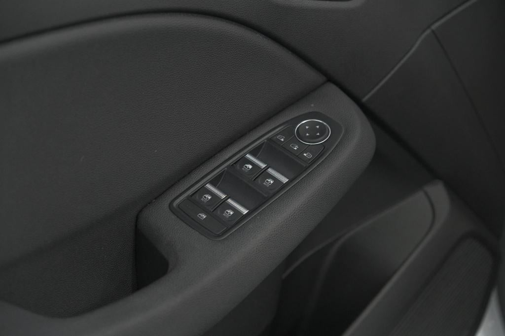 Renault Clio tce 130 edc intens | 360 camera | apple carplay | parkeersenso