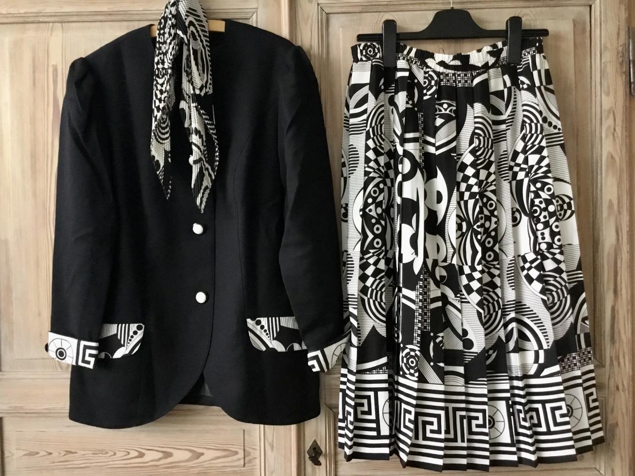 Onberispelijk Vintage Dames jasje dasje rok, Pop-art dessin