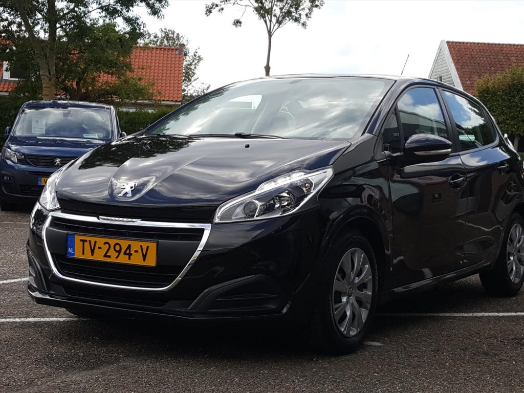 Peugeot 208 1.2 puretech 82pk active navigatie | apple carplay & android | 