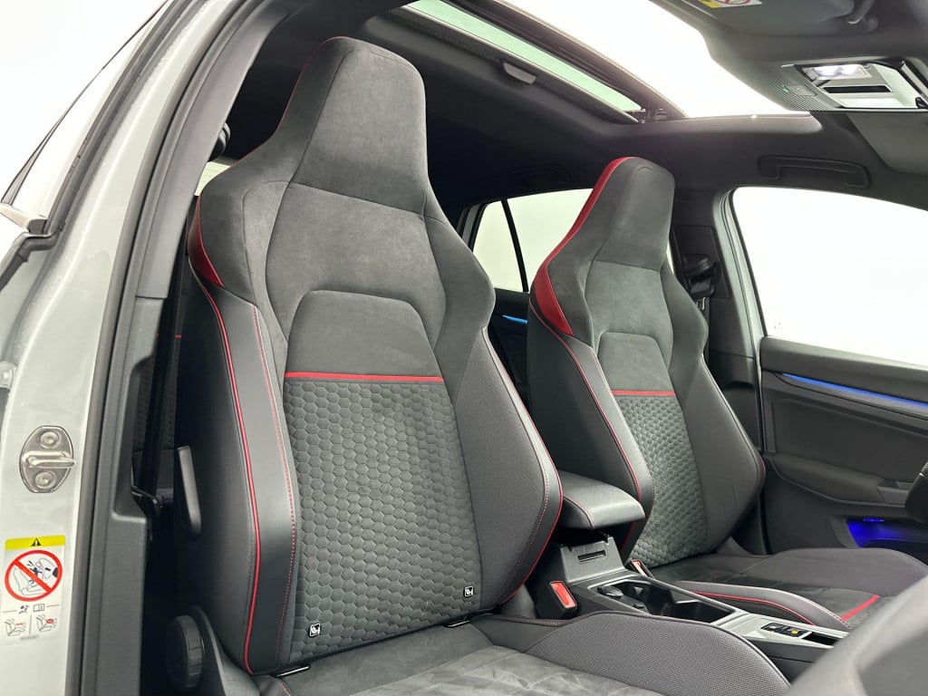 Volkswagen Golf 2.0 tsi gti clubsport black style h&k pano iq