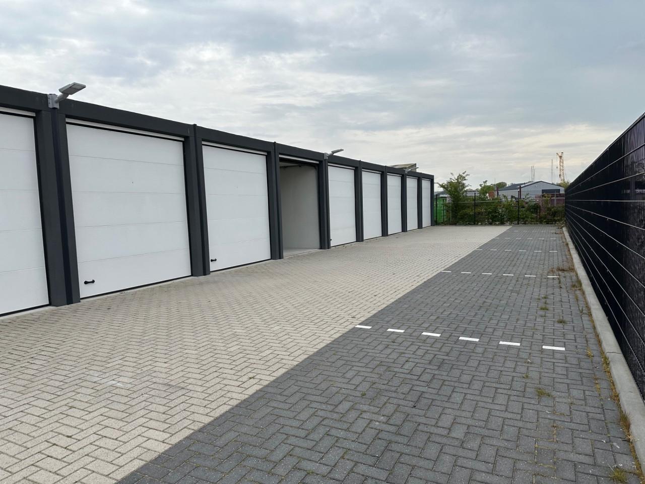 TE HUUR | XXL Garagebox Goes