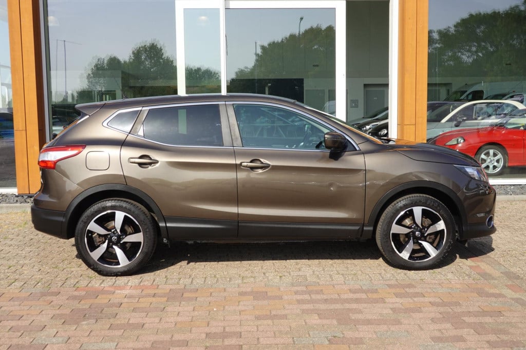 Nissan Qashqai 1.2 connect edition