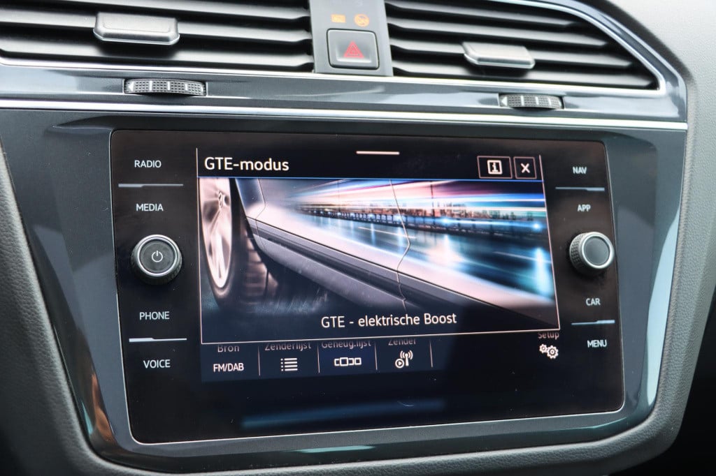 Volkswagen Tiguan 1.4 tsi ehybrid elegance 245pk dsg6