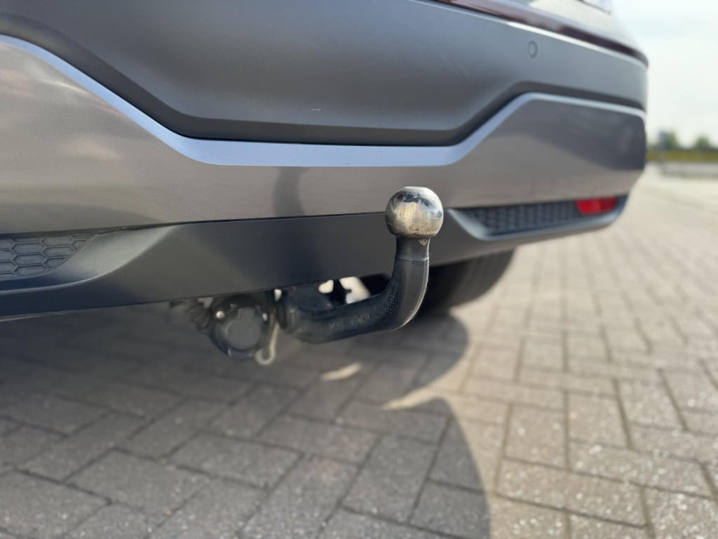 Nissan Qashqai 1.3 mhev n-connecta design pack | trekhaak | panoramadak | 3