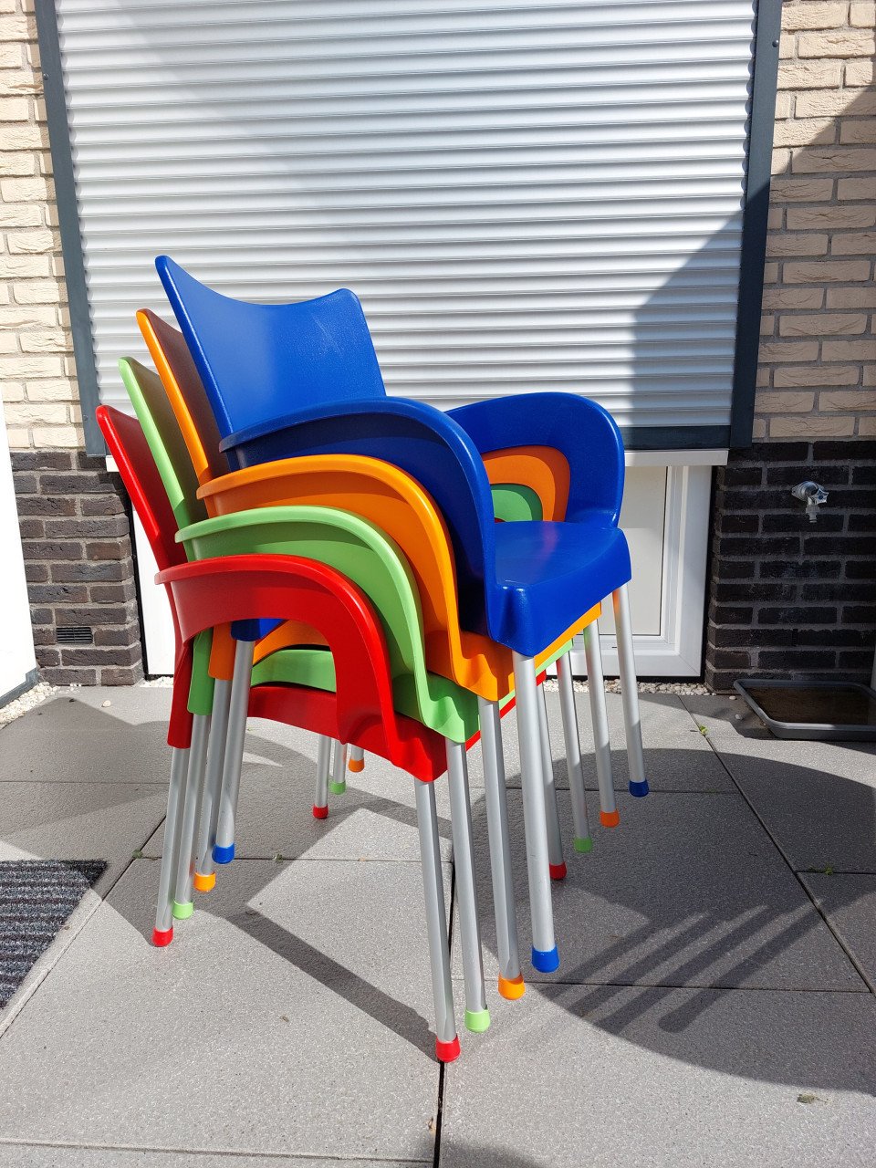 Tuinstoelen en inklapbare ronde tafel