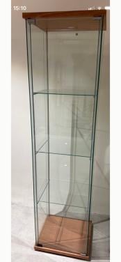 Vitrine kastje