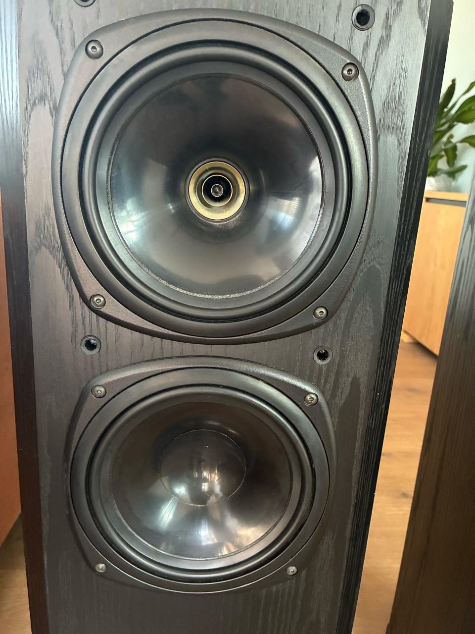 Tannoy Definition D500 speakers Black Ash met grilles