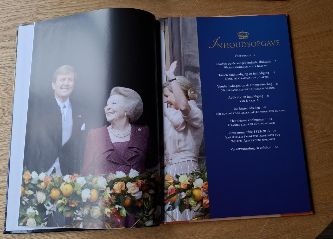 Twee boeken Koninklijk Huis
