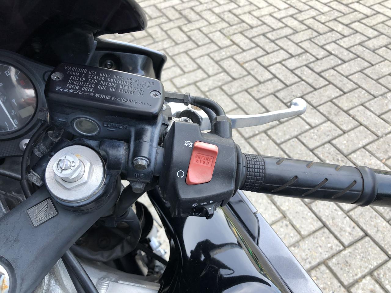 ***VERKOCHT*** Honda CBR600 uit 2003, sportdemper €2450.-