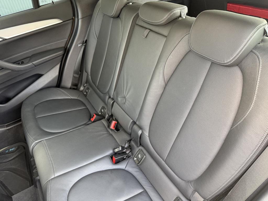 BMW X1 sdrive20i automaat high executive