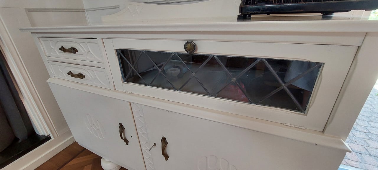 Kastje, commode, buffetkast, dressoir