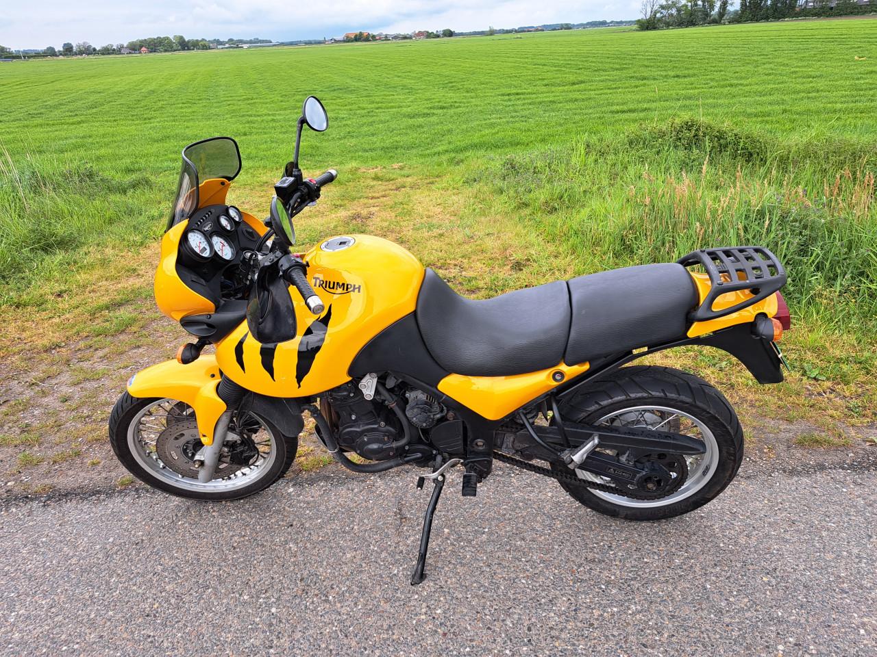 Triumph Tiger 955i met Topkoffer (inruil mogelijk!)