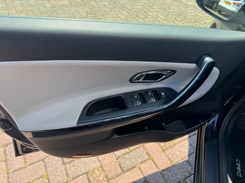 Kia Ceed Sportswagon 1.6 gdi dynamicline