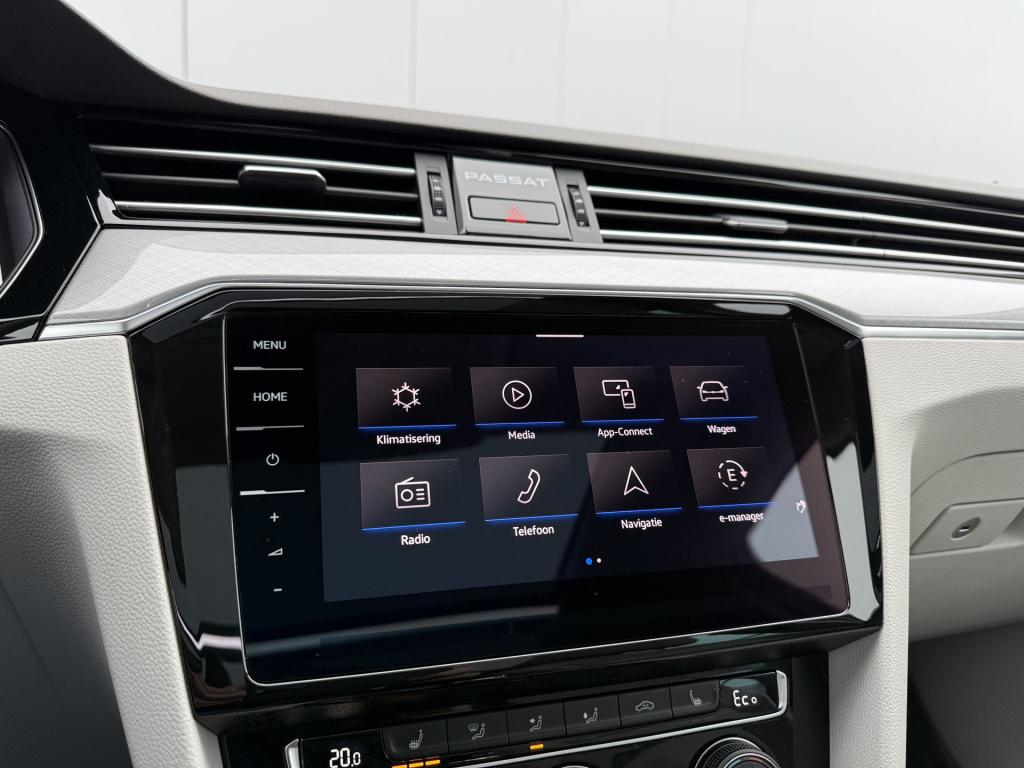 Volkswagen Passat variant 1.4 tsi phev gte 218pk | pano dak | head up | tre