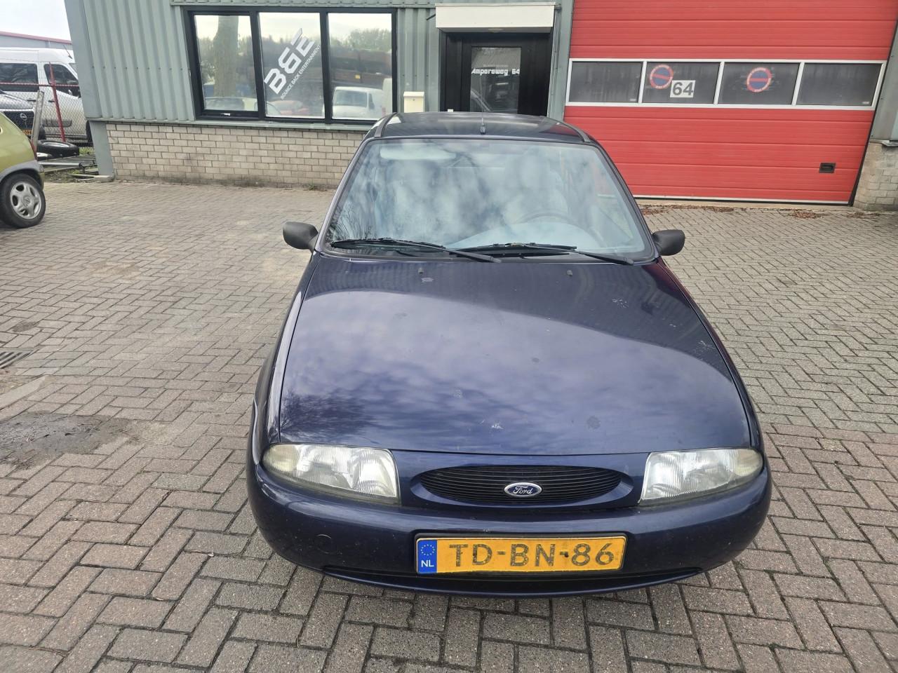 Ford Fiesta 1.3 16v 1998