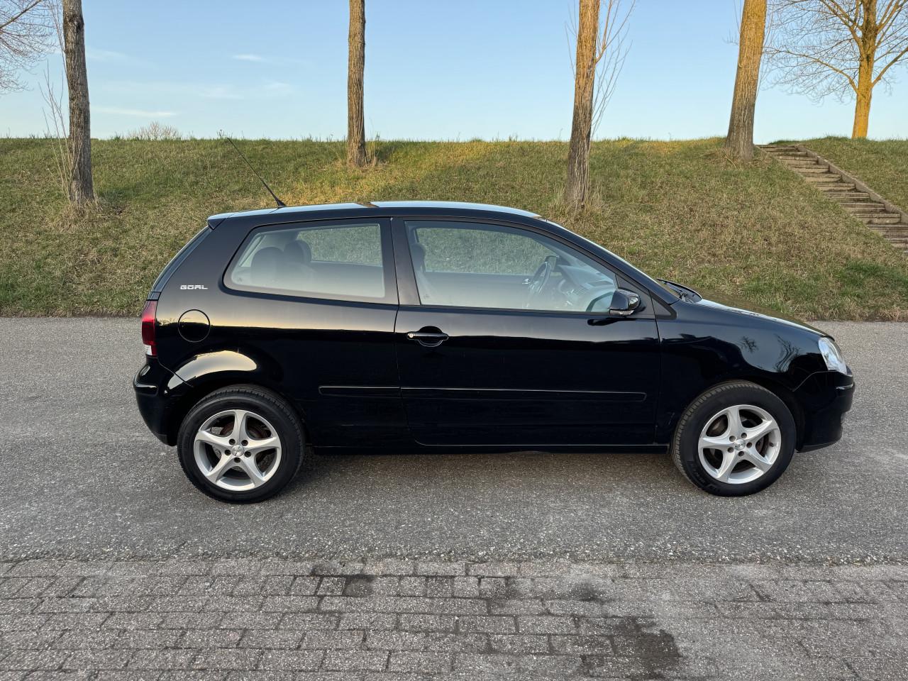 Volkswagen Polo 1.2 Trendline Goal edition!