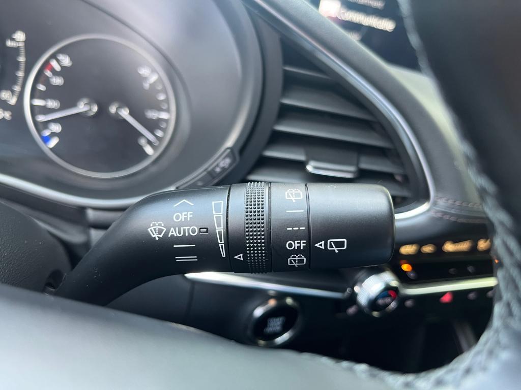 Mazda 3 2.0 e-skyactiv-x m hybrid 180 luxury|bose|aero pack|rijklaar