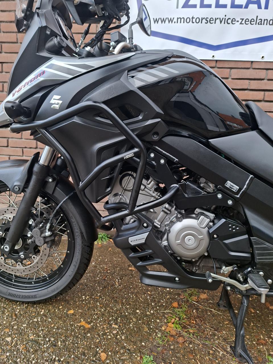 Suzuki DL 650 V-Strom ( XT uitvoering )