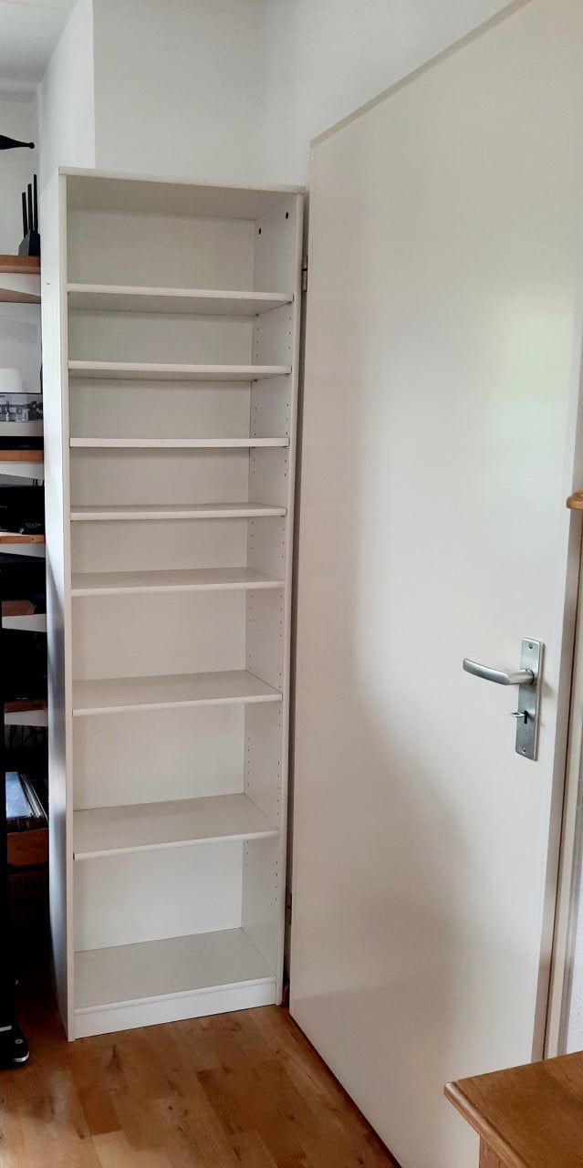 Boeken/ cd kastje